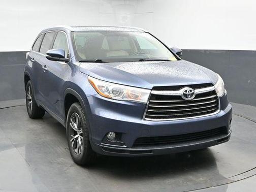 Shoreline Mist 2016 Toyota Highlander XLE
