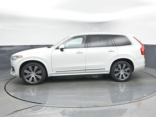 Crystal White 2023 Volvo XC90 B6 Ultimate 7-Seater