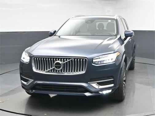 2024 Volvo XC90 B6 Plus Bright Theme 7-Seater