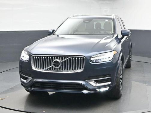 2024 Volvo XC90 B6 Plus Bright Theme 7-Seater
