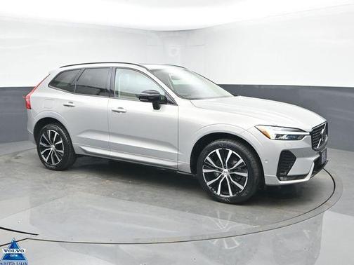 Silver 2023 Volvo XC60 B5 Plus Dark Theme