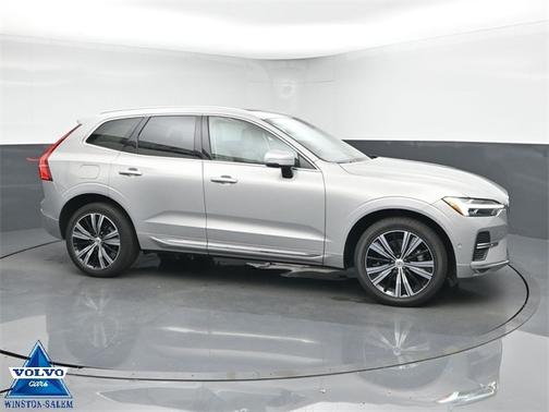 2023 Volvo XC60 B5 Plus Bright Theme
