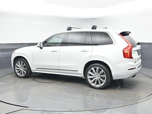 2021 Volvo XC90 Recharge Plug-In Hybrid T8 Inscription 6 Passenger
