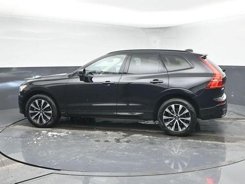 2024 Volvo XC60 B5 Plus Dark Theme