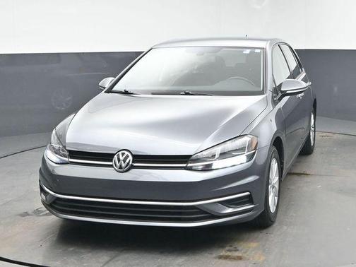 2018 Volkswagen Golf TSI S