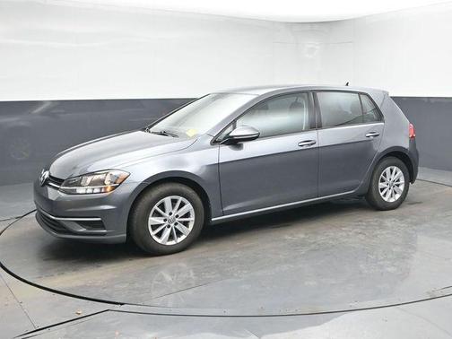 2018 Volkswagen Golf TSI S