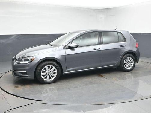 2018 Volkswagen Golf TSI S