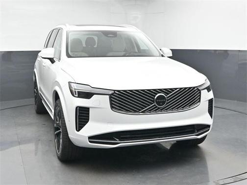 2026 Volvo XC90 B6 Ultra 7-Seater