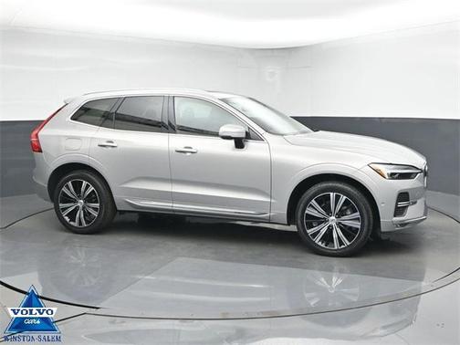 2023 Volvo XC60 B5 Plus Bright Theme