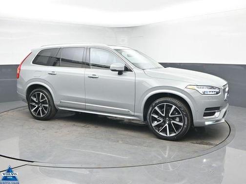 2025 Volvo XC90 B6 Plus 7-Seater