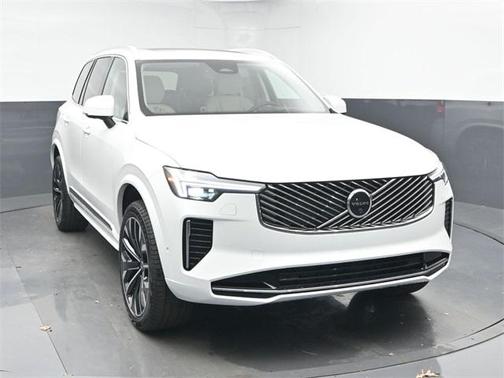 2026 Volvo XC90 B6 Ultra 7-Seater