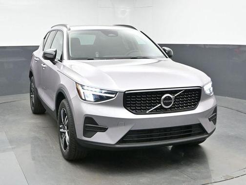 Aurora Blue 2026 Volvo XC40 B4 Core