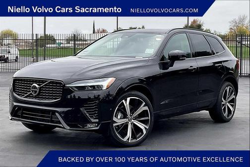 2025 Volvo XC60 B5 Ultra