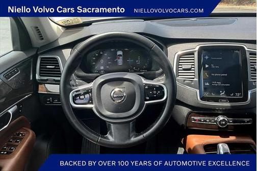 2019 Volvo XC90 Hybrid T8 Momentum