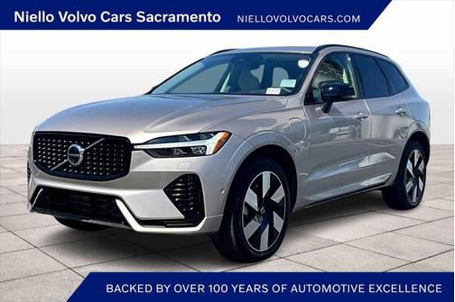 2025 Volvo XC60 Plug-In Hybrid T8 Plus