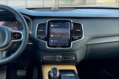 2023 Volvo XC90 Recharge Plug-In Hybrid T8 Ultimate Bright Theme 7-Seater
