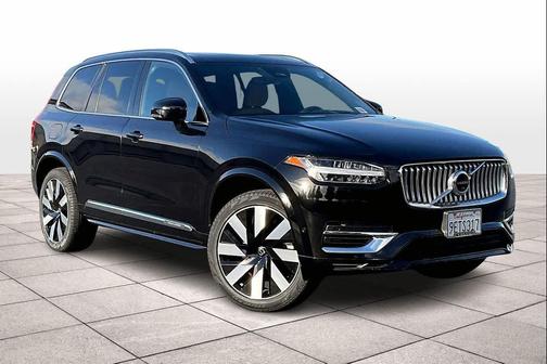 2023 Volvo XC90 Recharge Plug-In Hybrid T8 Ultimate Bright Theme 7-Seater