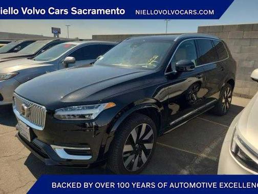 2023 Volvo XC90 Recharge Plug-In Hybrid T8 Ultimate Bright Theme 7-Seater