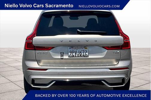 2025 Volvo XC60 Plug-In Hybrid T8 Plus