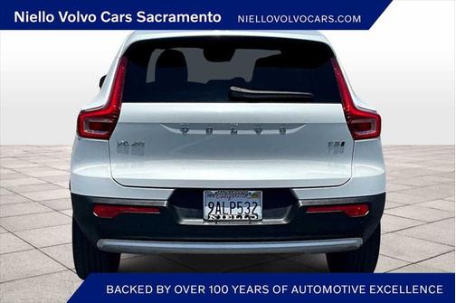 2022 Volvo XC40 T5 Inscription