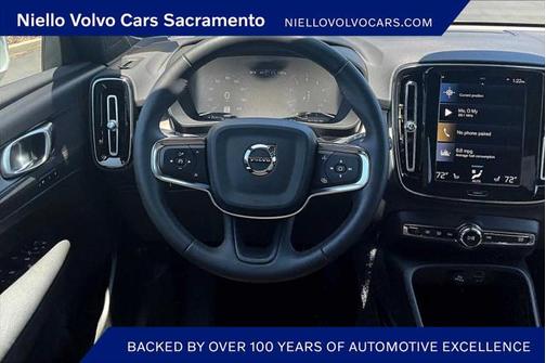 2022 Volvo XC40 T5 Inscription