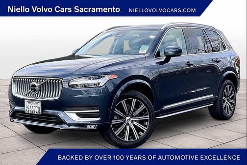 2023 Volvo XC90 B5 Plus