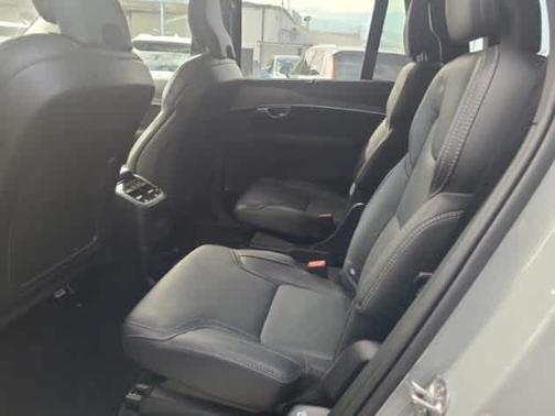2024 Volvo XC90 Recharge Plug-In Hybrid T8 Ultimate 6-Seater