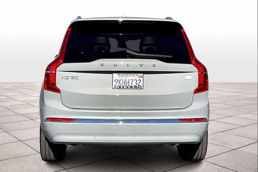 2024 Volvo XC90 Recharge Plug-In Hybrid T8 Ultimate 6-Seater