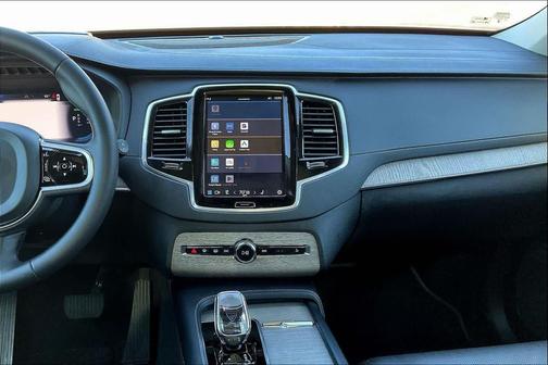 2024 Volvo XC90 Recharge Plug-In Hybrid T8 Ultimate 6-Seater