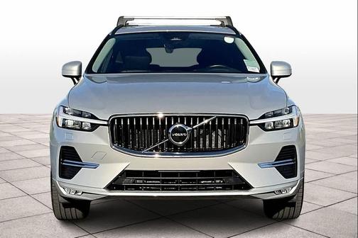 2023 Volvo XC60 B5 Core