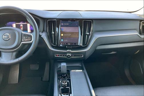 2023 Volvo XC60 B5 Core