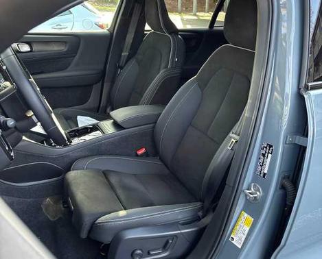 2023 Volvo C40 Recharge Pure Electric Twin Plus