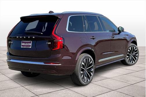 2025 Volvo XC90 Plug-In Hybrid T8 Core 7-Seater