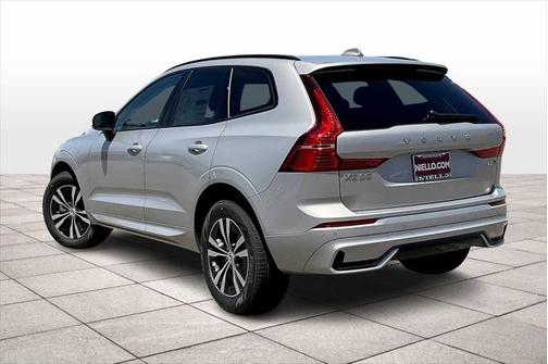 2025 Volvo XC60 B5 Core