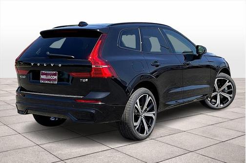 2025 Volvo XC60 Plug-In Hybrid T8 Ultra