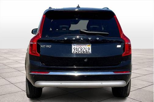 2022 Volvo XC90 Recharge Plug-In Hybrid T8 Inscription Expression 6 Passenger