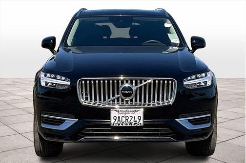 2022 Volvo XC90 Recharge Plug-In Hybrid T8 Inscription Expression 6 Passenger