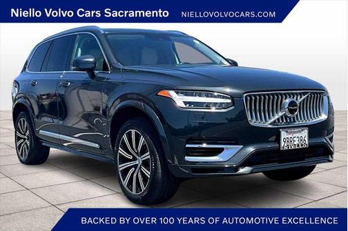 2022 Volvo XC90 Recharge Plug-In Hybrid T8 Inscription 6 Passenger