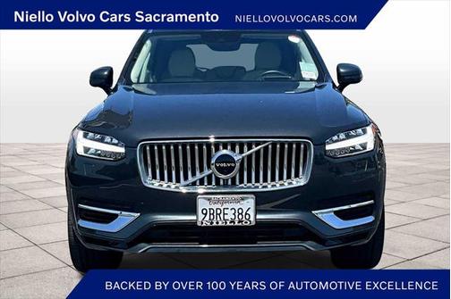 2022 Volvo XC90 Recharge Plug-In Hybrid T8 Inscription 6 Passenger