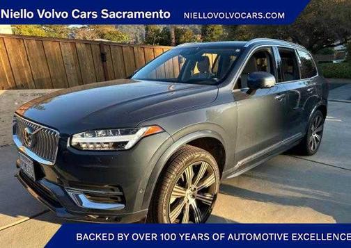 2022 Volvo XC90 T6 Inscription