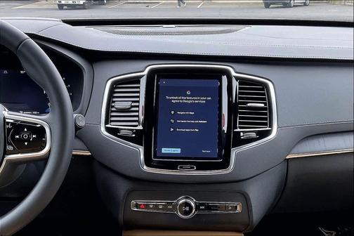 2023 Volvo XC90 B6 Ultimate 7-Seater