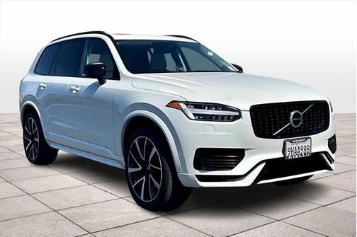 2023 Volvo XC90 Recharge Plug-In Hybrid T8 Ultimate Dark Theme 7-Seater