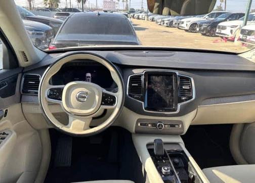 2023 Volvo XC90 B6 Plus 6-Seater