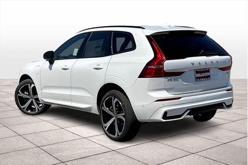 2025 Volvo XC60 Plug-In Hybrid T8 Ultra