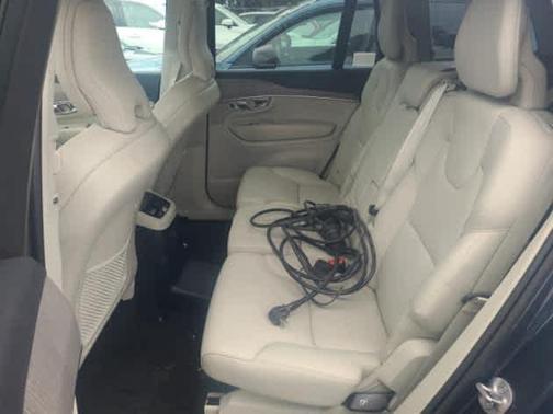 2023 Volvo XC90 Recharge Plug-In Hybrid T8 Plus Bright Theme 7-Seater