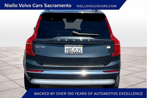 2022 Volvo XC90 Recharge Plug-In Hybrid T8 Inscription Expression 6 Passenger