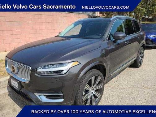 2023 Volvo XC90 Recharge Plug-In Hybrid T8 Plus 6-Seater