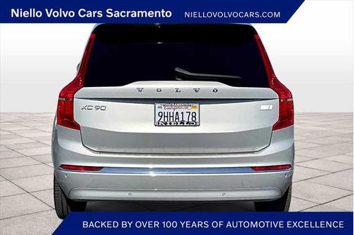 2023 Volvo XC90 Recharge Plug-In Hybrid T8 Ultimate 6-Seater
