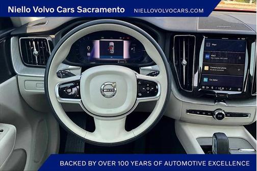 2024 Volvo XC60 Recharge Plug-In Hybrid T8 Plus Dark Theme