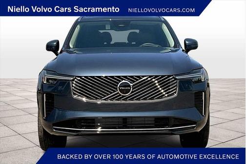 2025 Volvo XC90 Plug-In Hybrid T8 Ultra 7-Seater